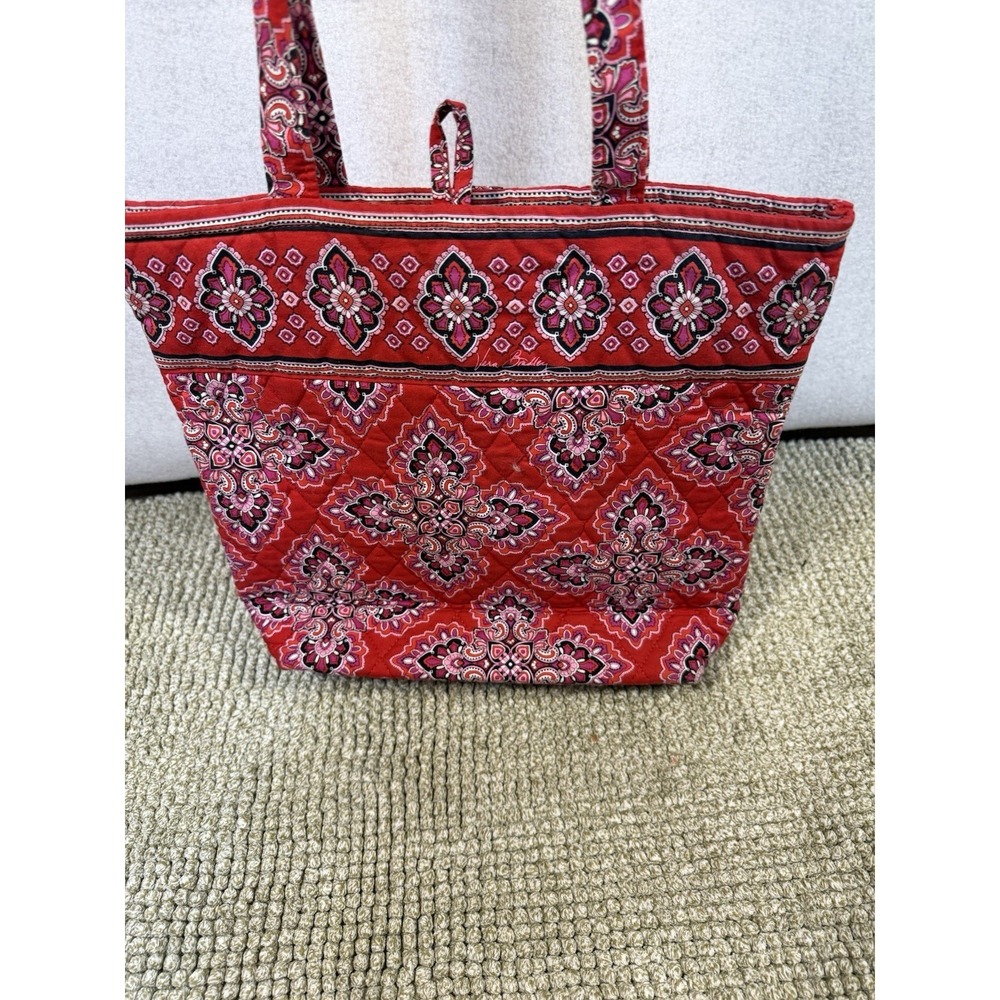 Vera Bradley Small Vera Tote/Handbag Frankly Scarlet (retired pattern) - Picture 5 of 6